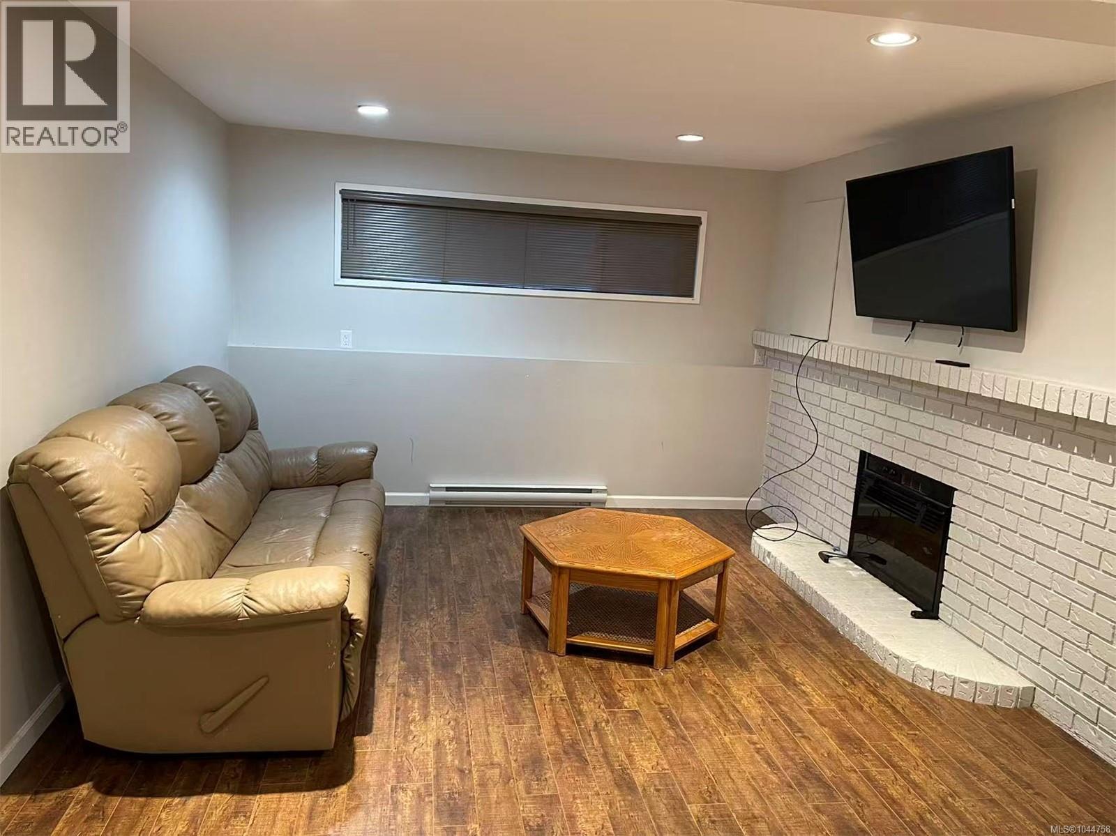 966 Haslam Ave - Image 12