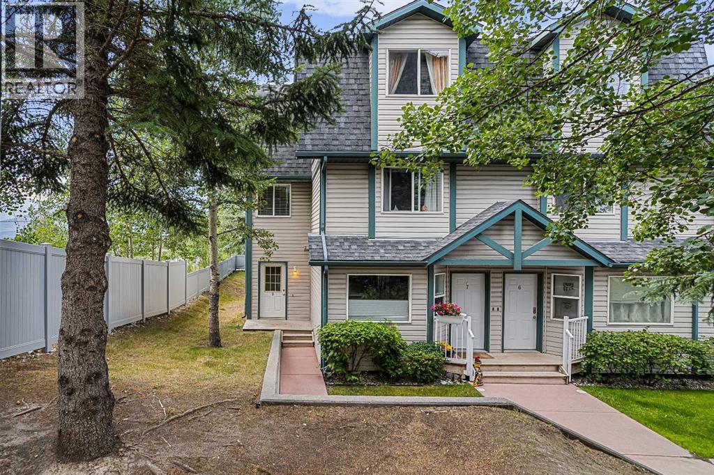 #9 200 Glacier Drive - 1