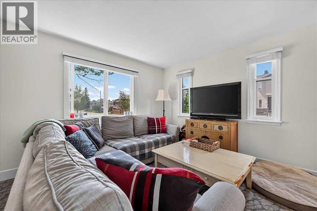 440 53 Avenue SW - 11