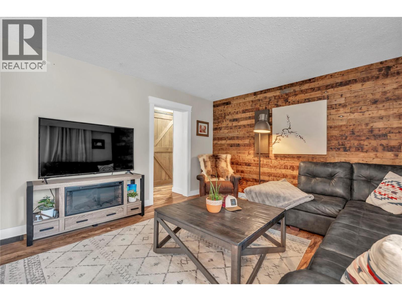 364 Princeton Summerland Road - 15