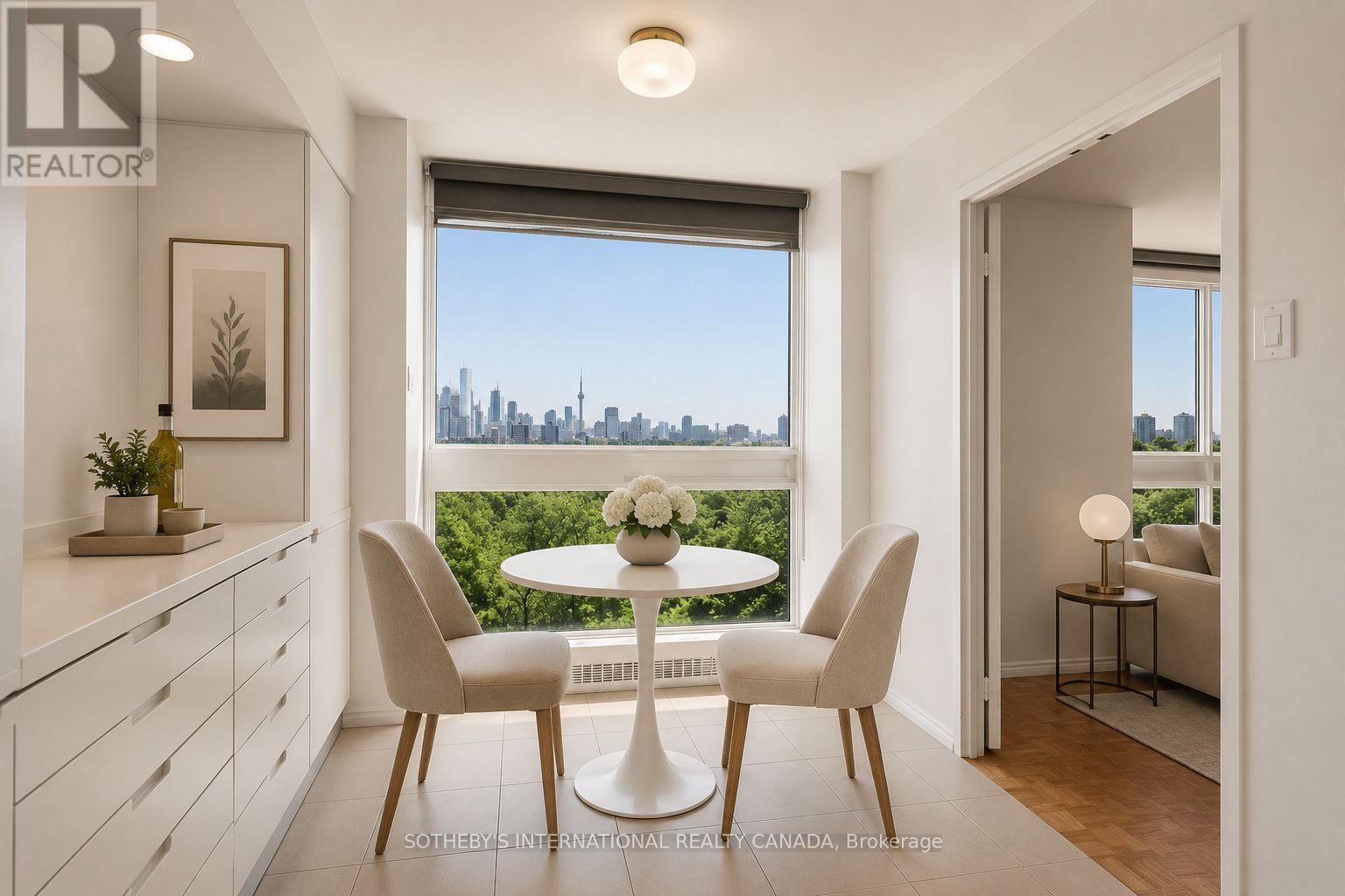 #902 61 ST CLAIR AVENUE W - Image 14