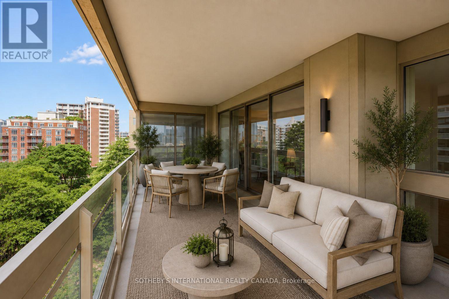 #902 61 ST CLAIR AVENUE W - Image 31