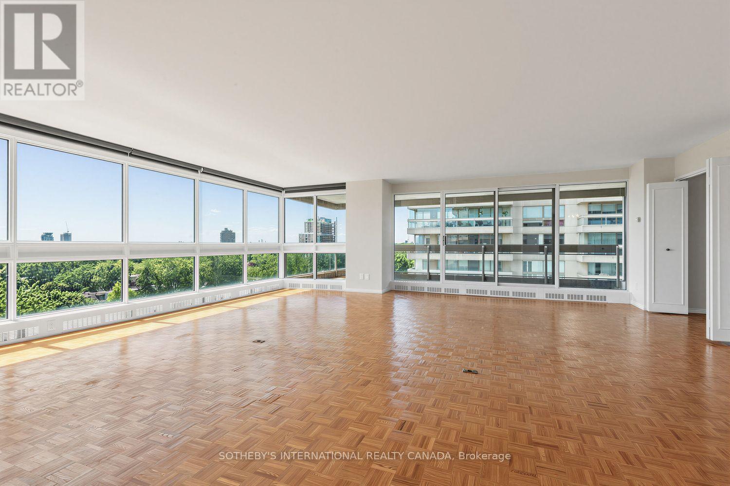 #902 61 ST CLAIR AVENUE W - Image 7