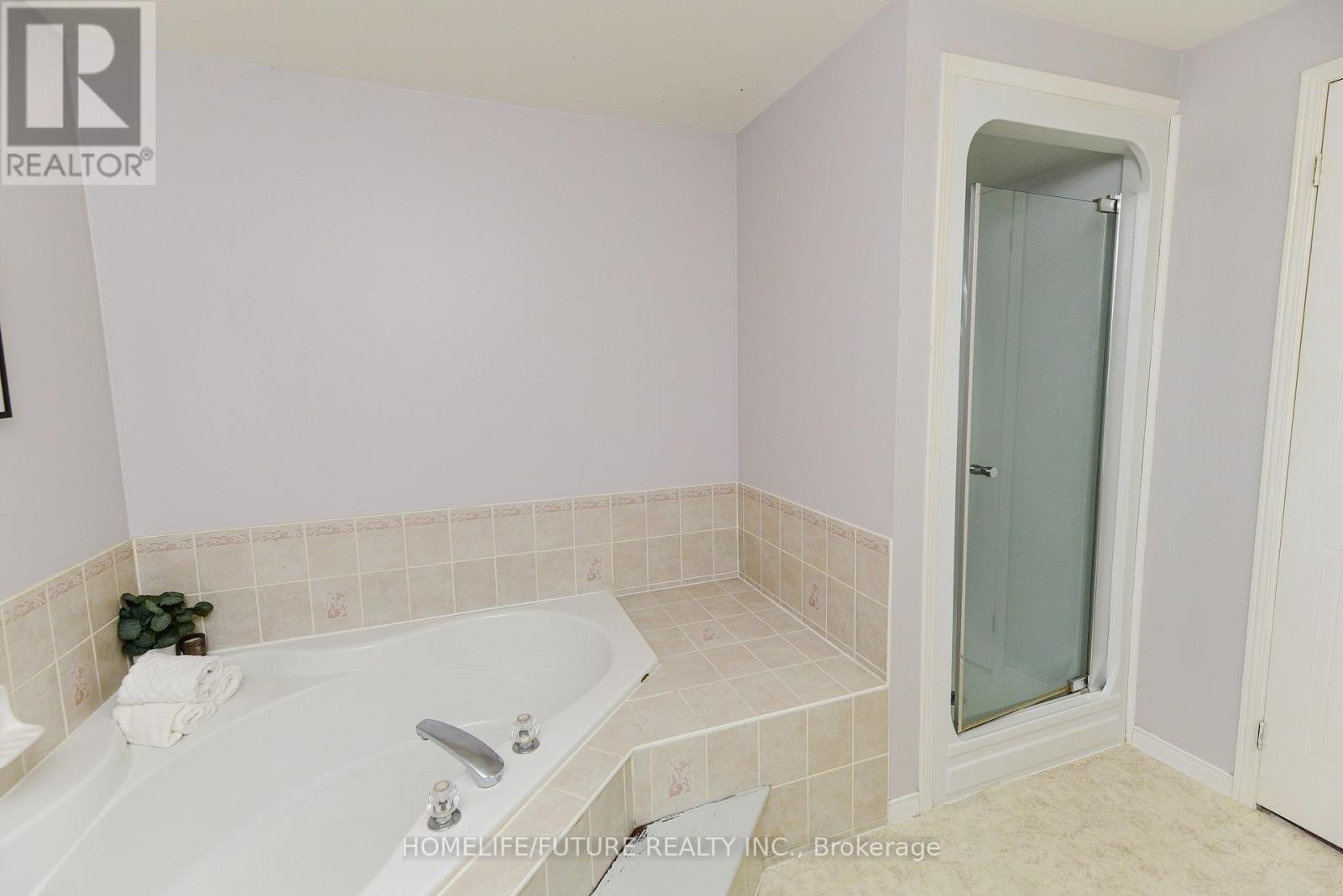 1404 TROWBRIDGE DRIVE - 18