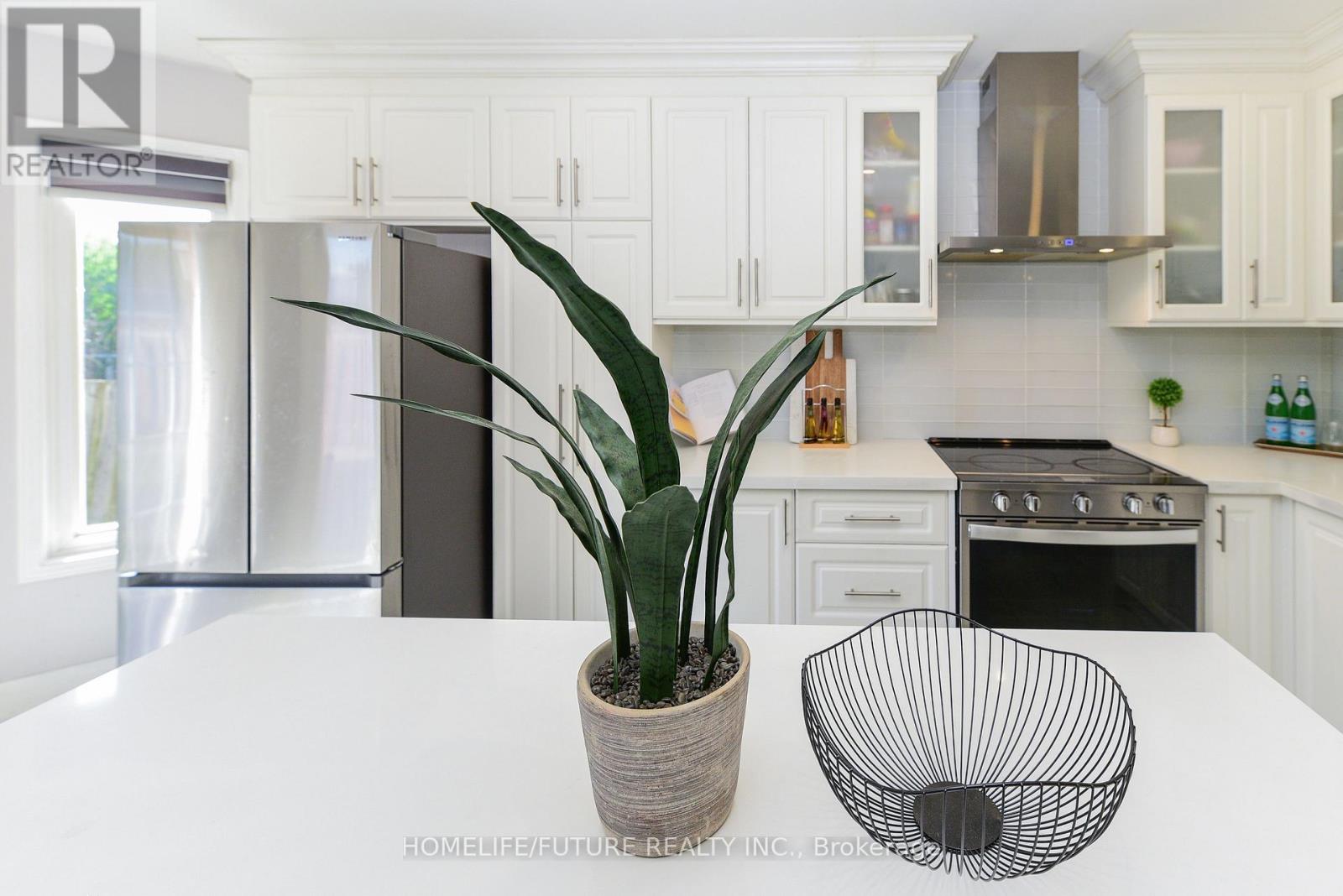 1404 TROWBRIDGE DRIVE - 8