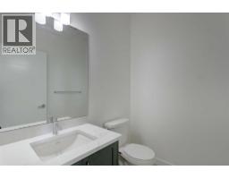 160 Copperhead Road Se, Calgary, AB T2Z5G8 Photo 15