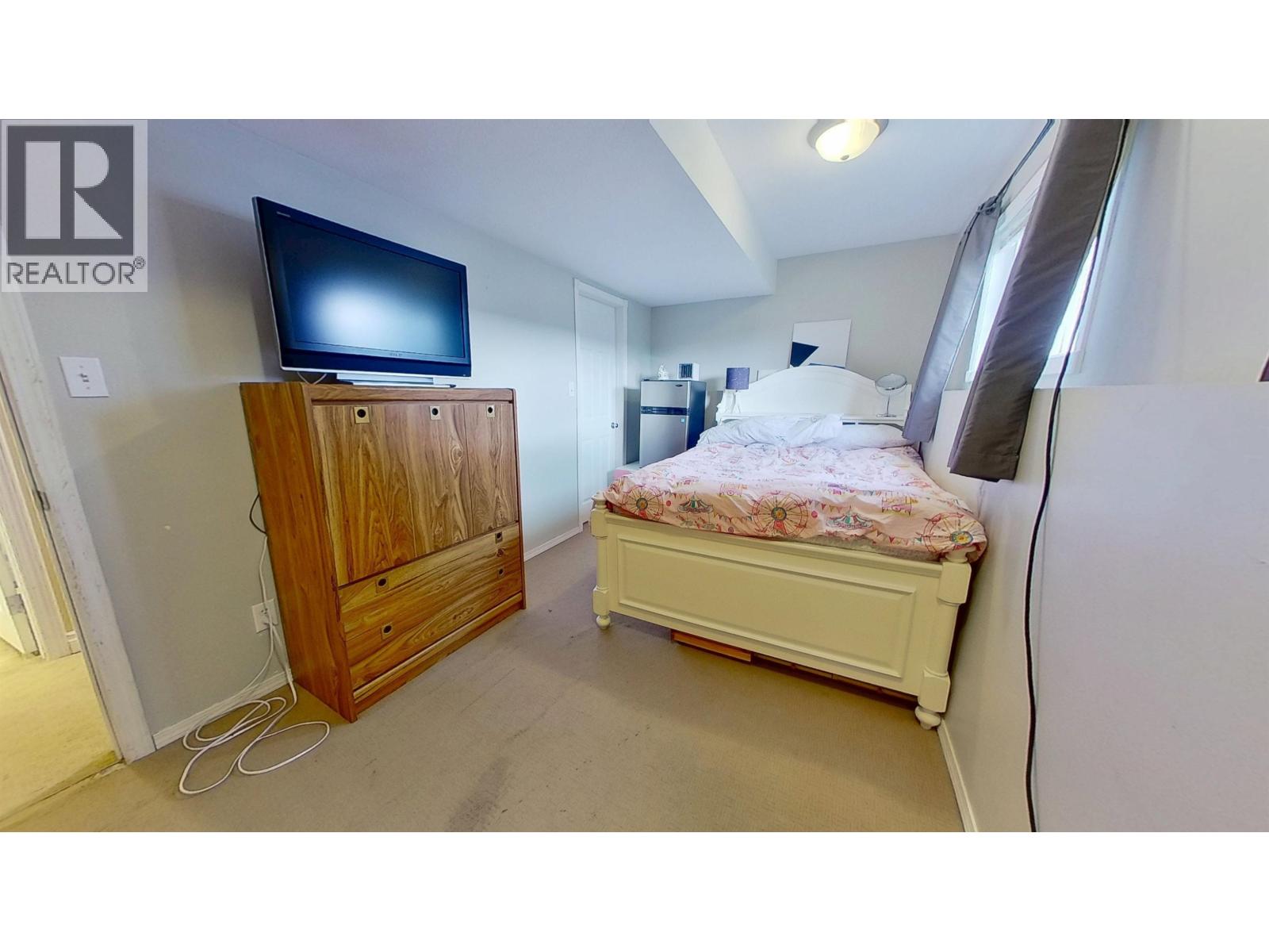 8823-8903 96A AVENUE - 30