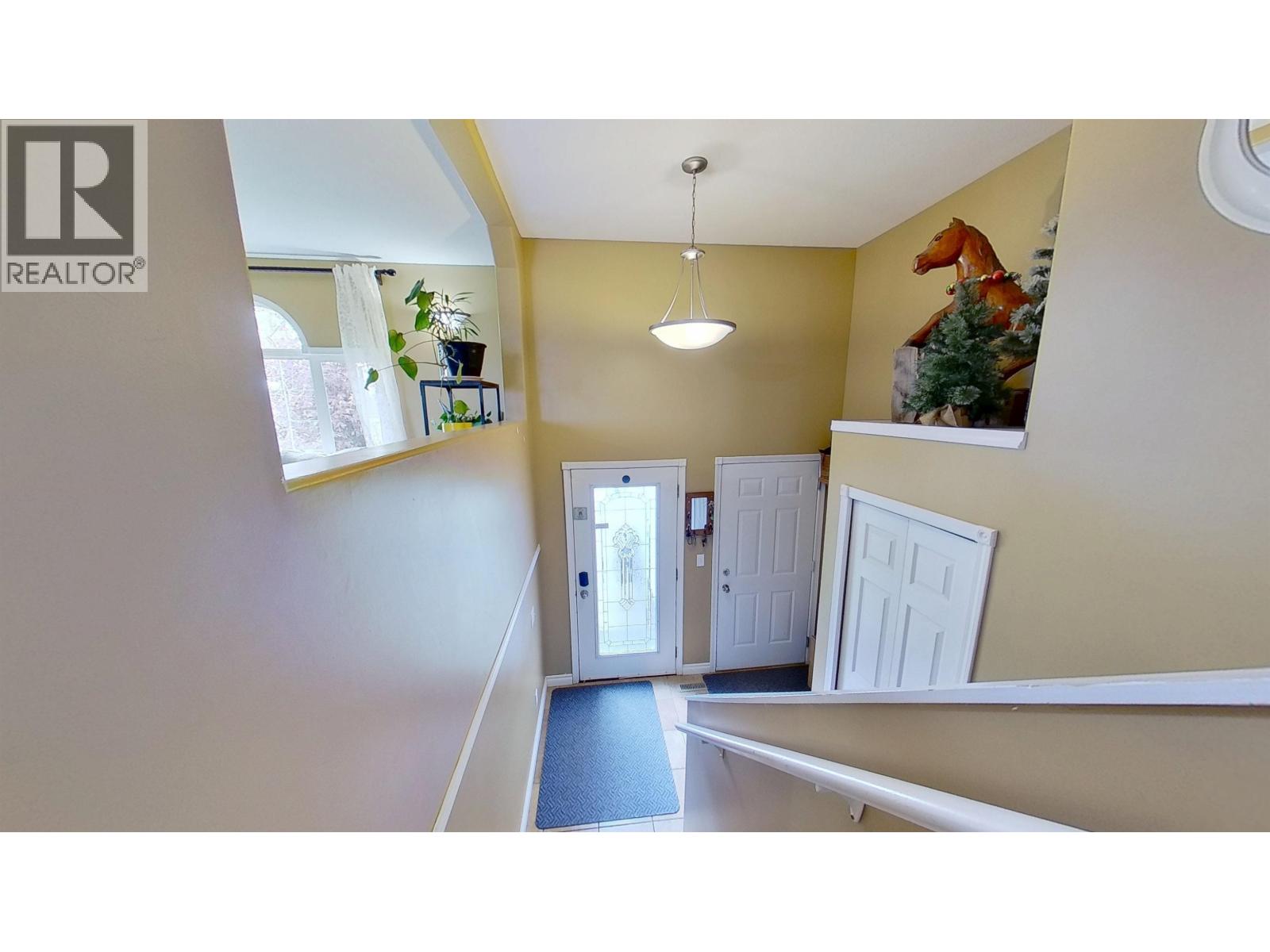 8823-8903 96A AVENUE - 21