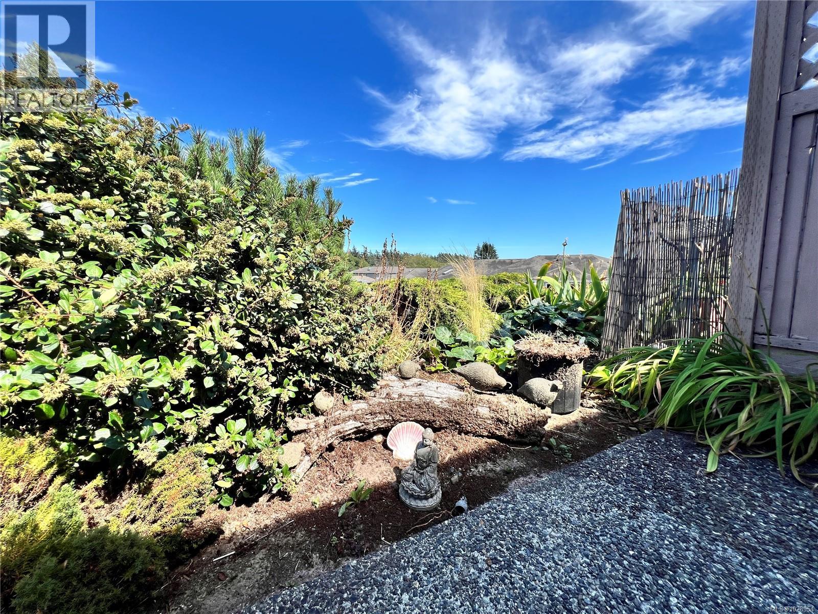 #3 130 Corbett Rd - 9