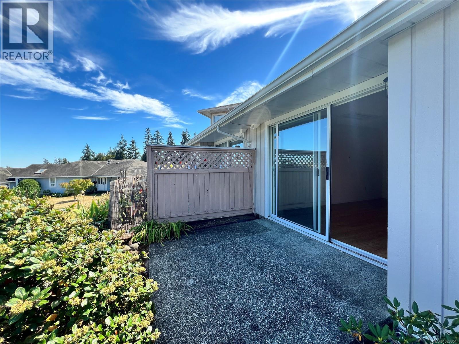 #3 130 Corbett Rd - 10