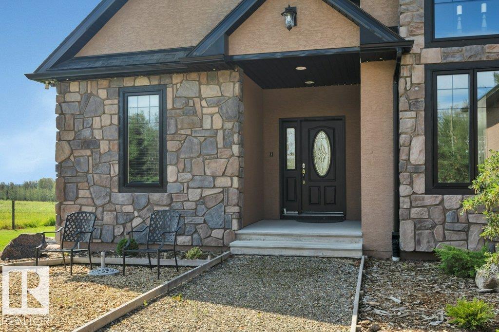 10043 TWP ROAD 452 - 2
