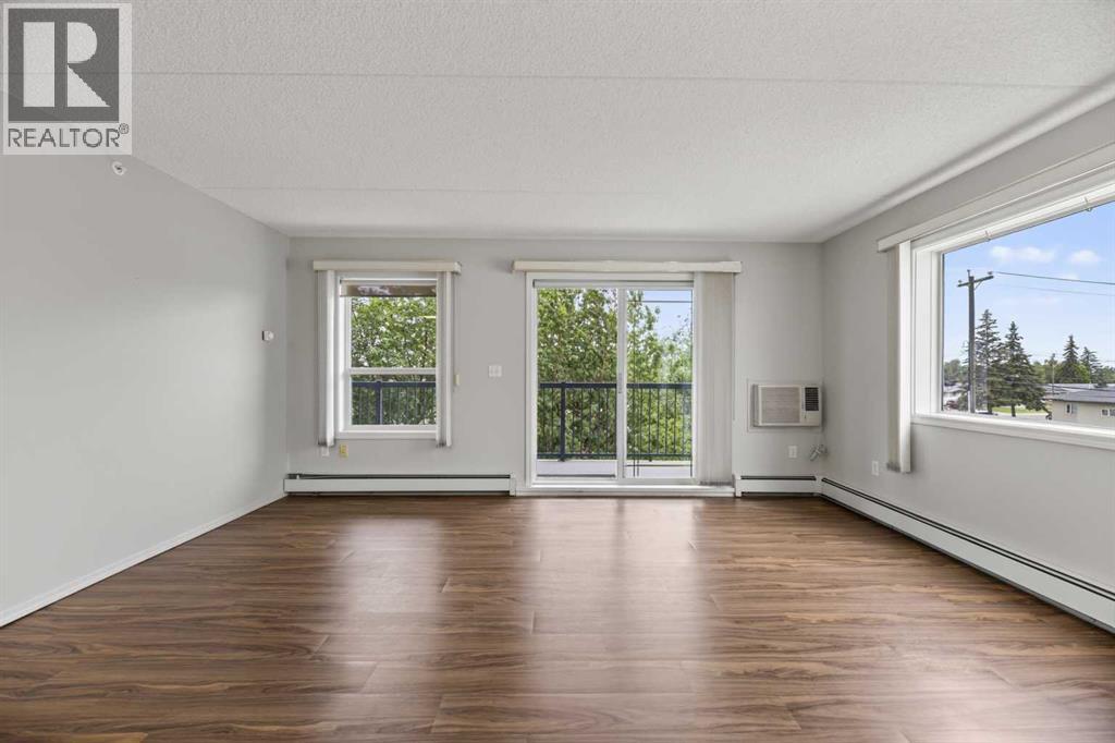 #210 4514 54 Avenue - Image 3