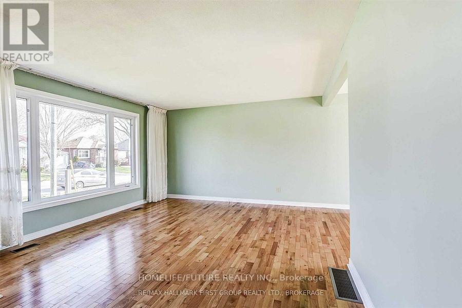 MAIN - 361 GLIDDON AVENUE, Oshawa (Central) — photo 2