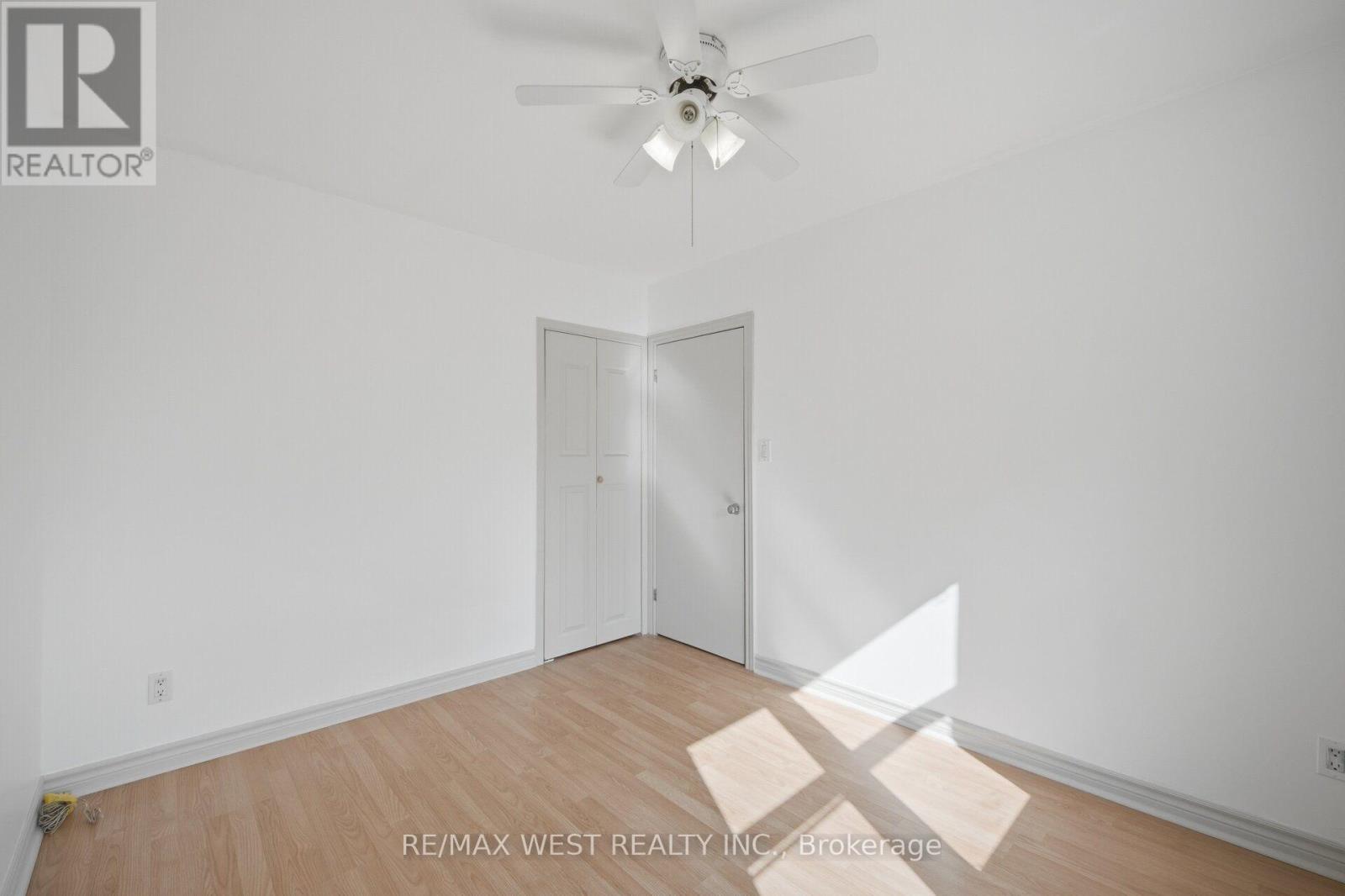 751 MEADOWVALE ROAD - 17