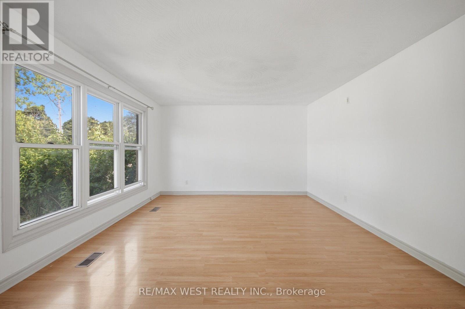 751 MEADOWVALE ROAD - 5