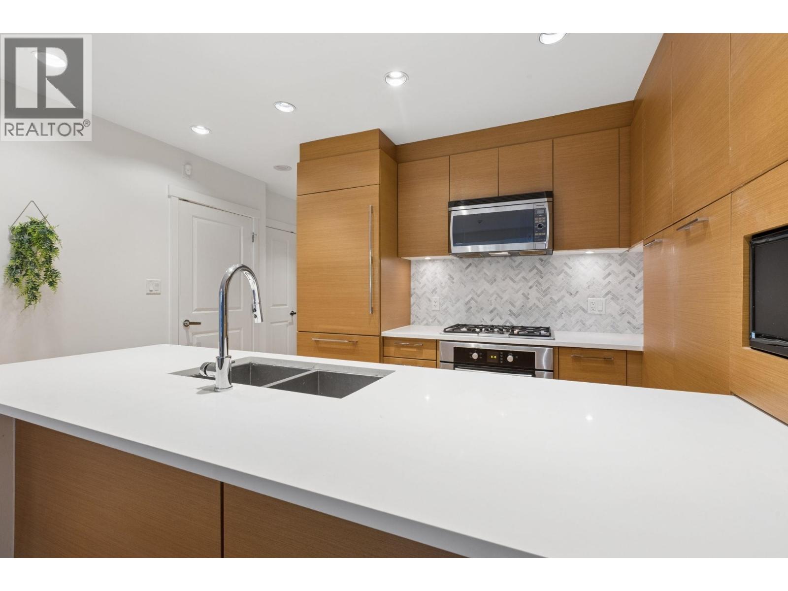 2 Bed, 2 Bath Apartment for Sale in Vancouver – 105 5868 AGRONOMY ROAD, Vancouver – MLS# R3152609 - Image 6