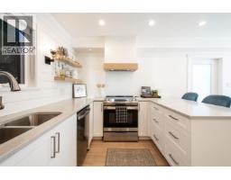 361 W 19th Street, North Vancouver, BC V7M1X7 Photo 28