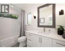 361 W 19th Street, North Vancouver, BC V7M1X7 Photo 33