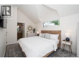 361 W 19th Street, North Vancouver, BC V7M1X7 Photo 35