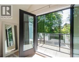 361 W 19th Street, North Vancouver, BC V7M1X7 Photo 36