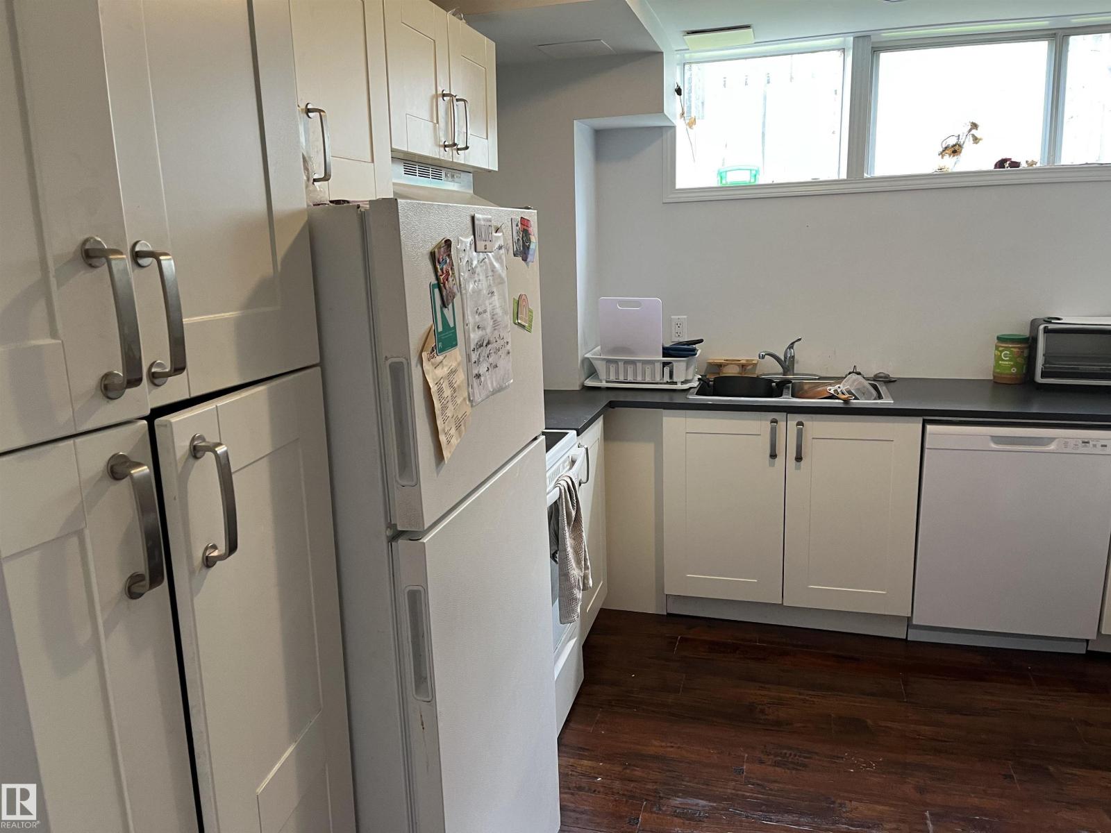 12011 87 AV NW - Image 29