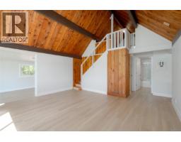 5492 Deep Bay Dr, Bowser, BC V0R1G0 Photo 13