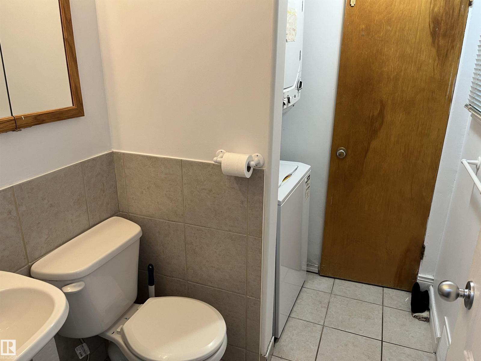 12011 87 AV NW - 11