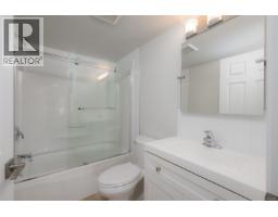 5492 Deep Bay Dr, Bowser, BC V0R1G0 Photo 17