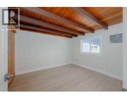 5492 Deep Bay Dr, Bowser, BC V0R1G0 Photo 18