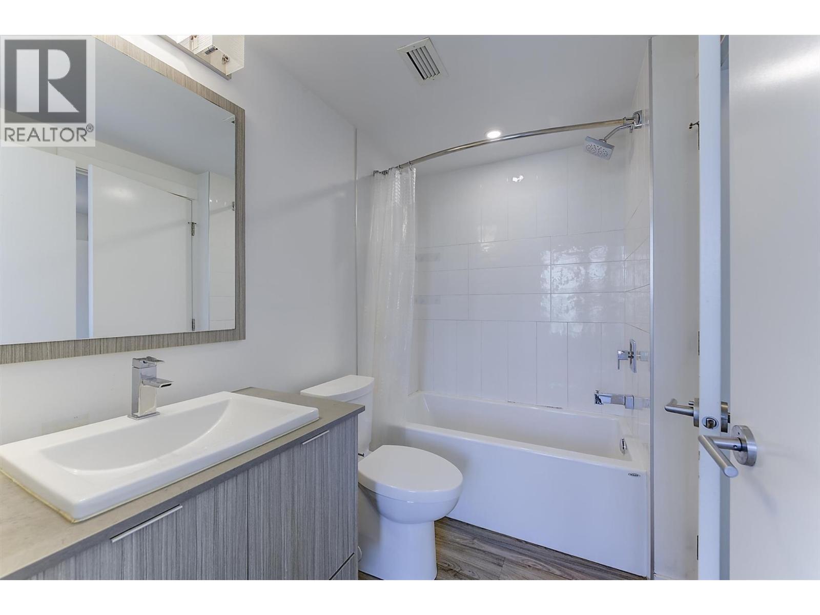 306 1775 Chapman Place, Kelowna