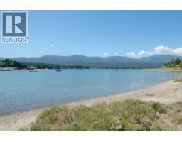 5492 Deep Bay Dr, Bowser, BC V0R1G0 Photo 35