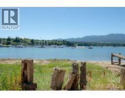 5492 Deep Bay Dr, Bowser, BC V0R1G0 Photo 36