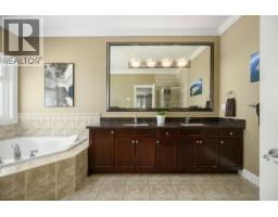 825 Robinson Street, Coquitlam, BC V3J4G4 Photo 14
