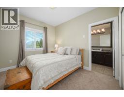 825 Robinson Street, Coquitlam, BC V3J4G4 Photo 15