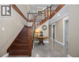 825 Robinson Street, Coquitlam, BC V3J4G4 Photo 23