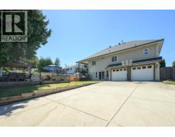 825 Robinson Street, Coquitlam, BC V3J4G4 Photo 36