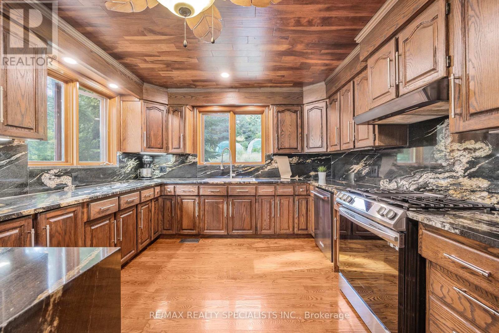 428239 25TH SIDE ROAD - 19