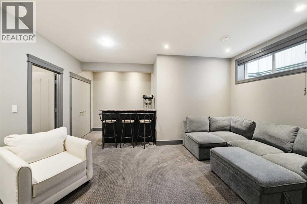 13 Lazaro Close - 36