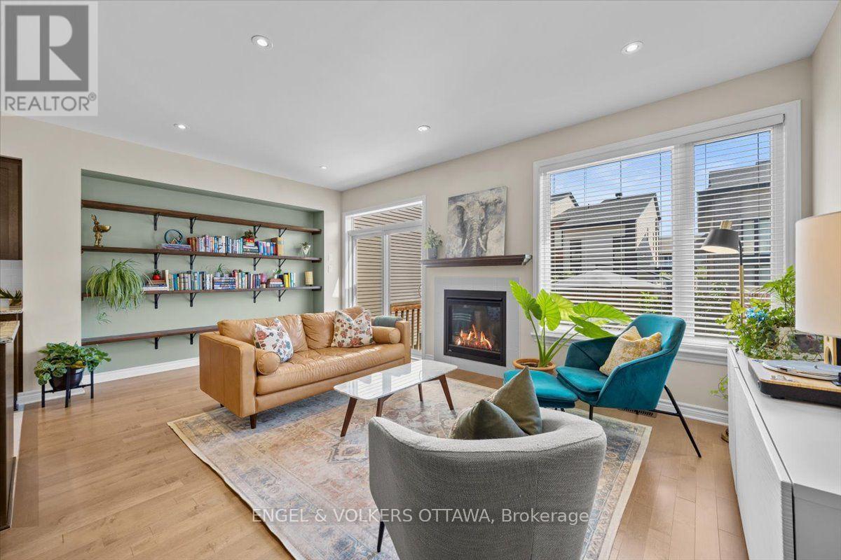 3 Bed, 3 Bath House for Sale in Ottawa – 556 TRIANGLE STREET, Ottawa – MLS# X13635608 - Image 23