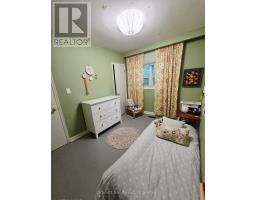 Bathroom - 800 Davenport Road, Toronto, ON M6G2B3 Photo 11