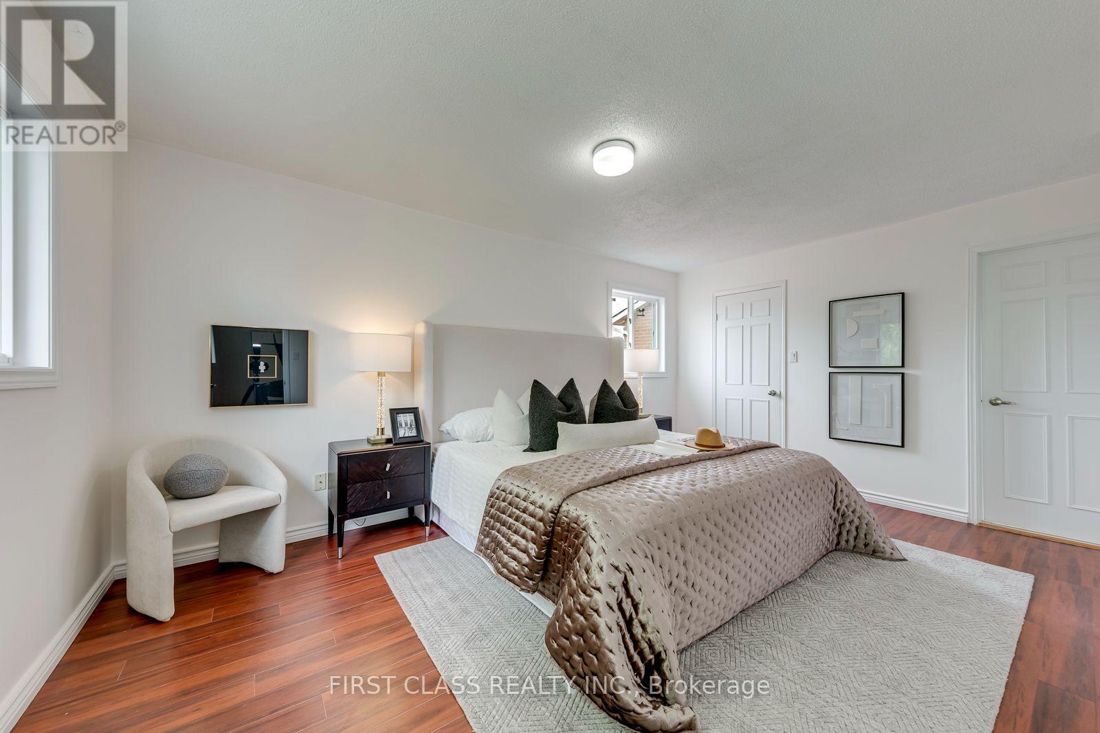 27 ALTON TOWERS CIRCLE - 14