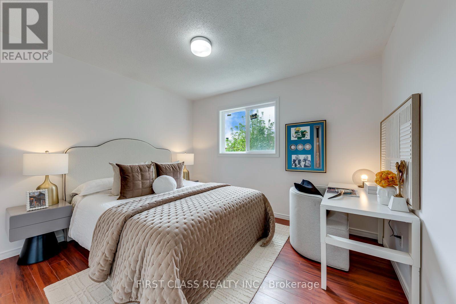 27 ALTON TOWERS CIRCLE - 18