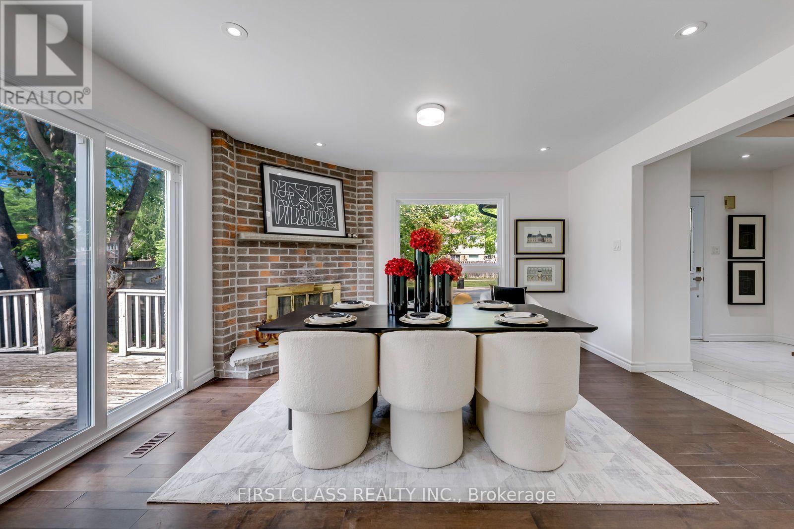 27 ALTON TOWERS CIRCLE - 9