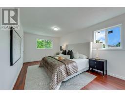 27 Alton Towers Circle, Toronto, ON M1V3T2 Photo 15