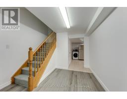 27 Alton Towers Circle, Toronto, ON M1V3T2 Photo 20