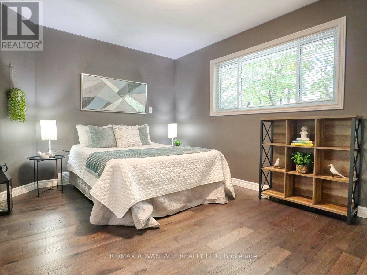 467 JELLICOE CRESCENT - 28