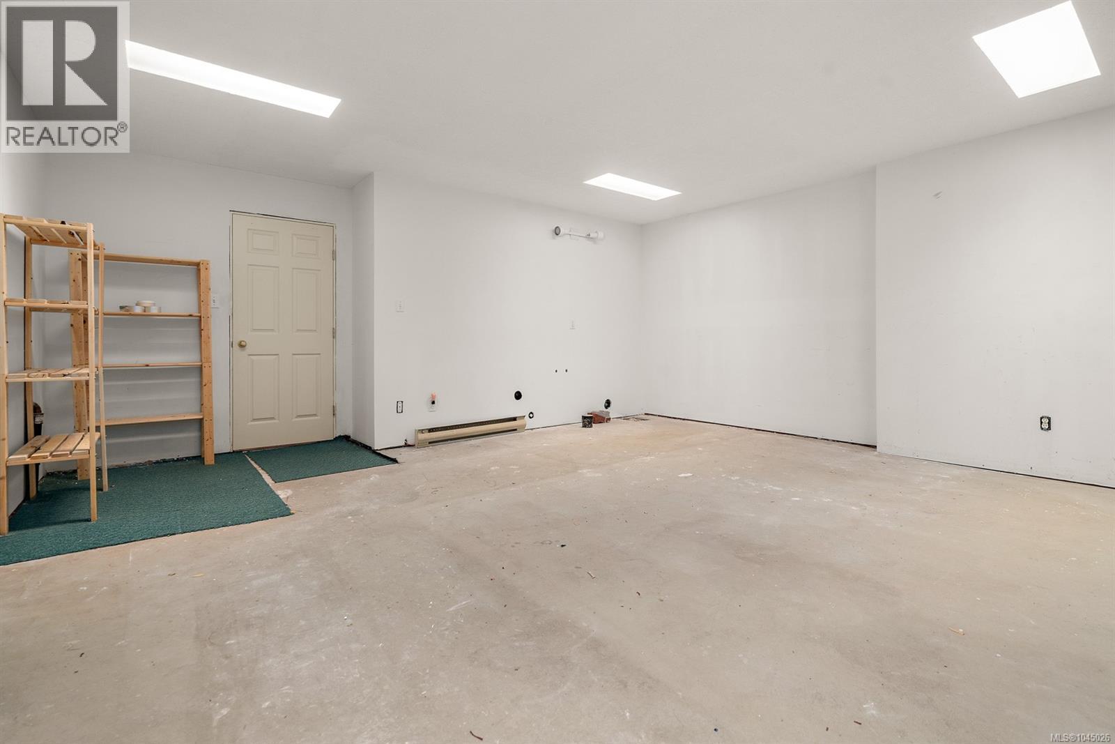 #6 1404 McKenzie Ave - 26