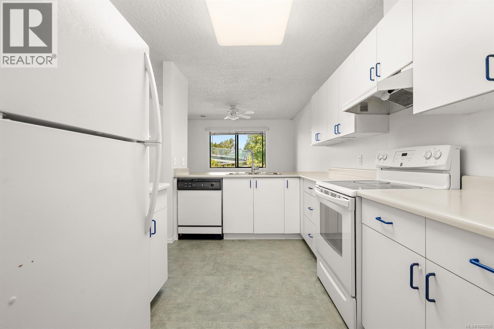 #6 1404 McKenzie Ave - 8