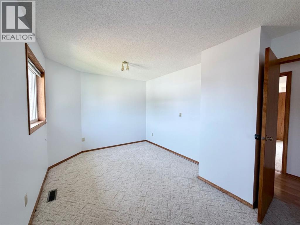 57 Atkinson Crescent - Image 10