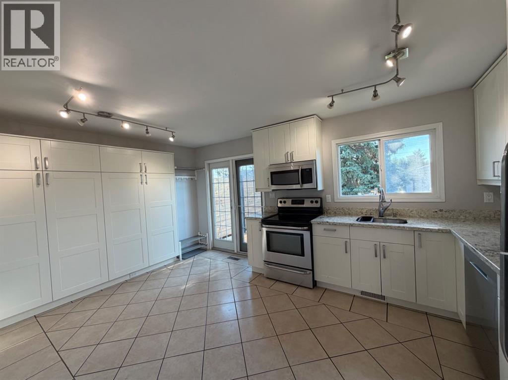41 Mcdougall Crescent